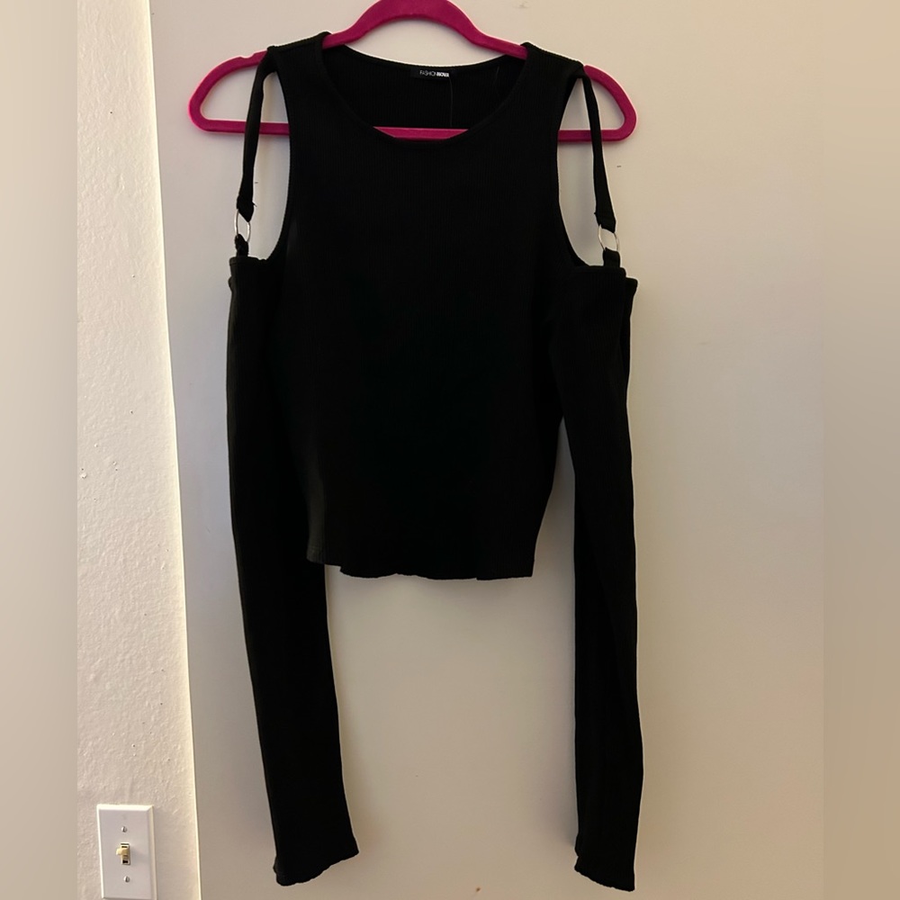 Black top o ring sleeves “ doing it my way top“